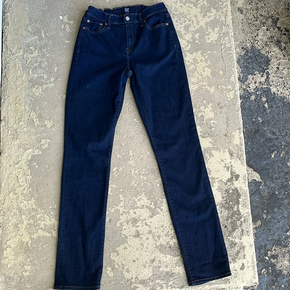 BNWOT Classic straight dark wash tall Gap denim blue jeans - Picture 1 of 14